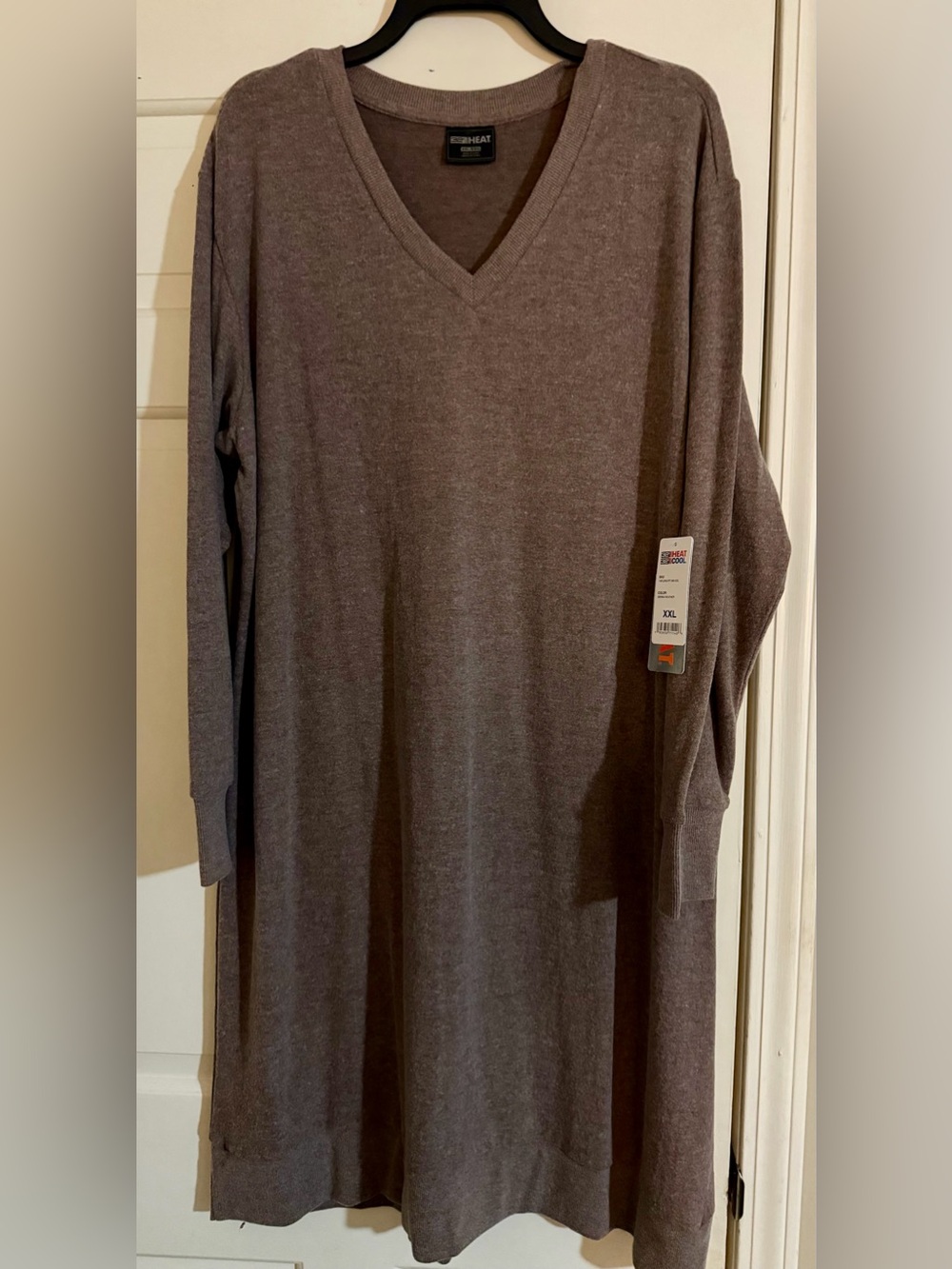 32 Degrees Heat V-Neck Long Sleeve Dress - NWT